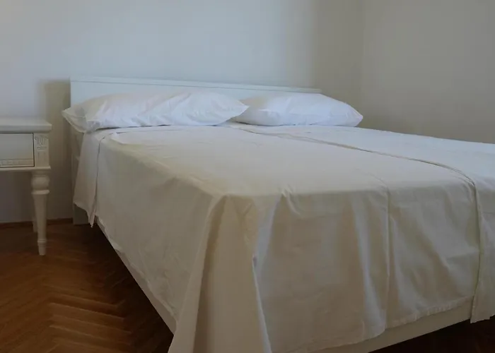 First Row To The Sea - Ideal For Families - Sea At Your Doorstep - House Sisko Сasa de vacaciones *