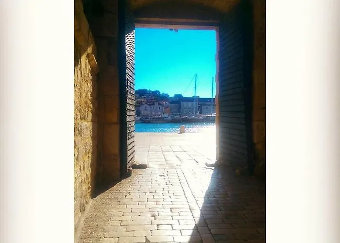 First Row To The Sea - Ideal For Families - Sea At Your Doorstep - House Sisko