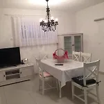 First Row To The Sea - Ideal For Families - Sea At Your Doorstep - House Sisko Holiday home