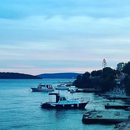 First Row To The Sea - Ideal For Families - Sea At Your Doorstep - House Sisko Nyaraló