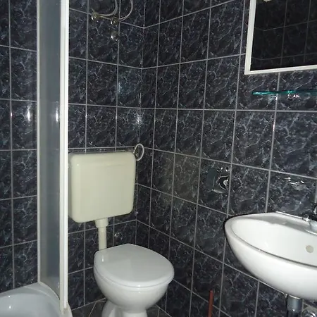 First Row To The Sea - Ideal For Families - Sea At Your Doorstep - House Sisko Trogir