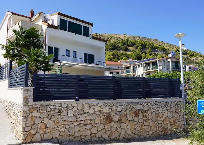 First Row To The Sea - Ideal For Families - Sea At Your Doorstep - House Sisko Trogir