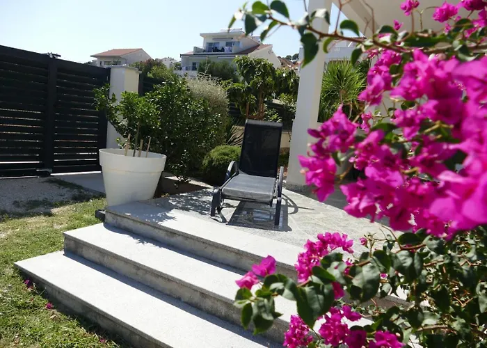 First Row To The Sea - Ideal For Families - Sea At Your Doorstep - House Sisko *