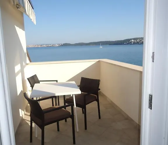 First Row To The Sea - Ideal For Families - Sea At Your Doorstep - House Sisko *