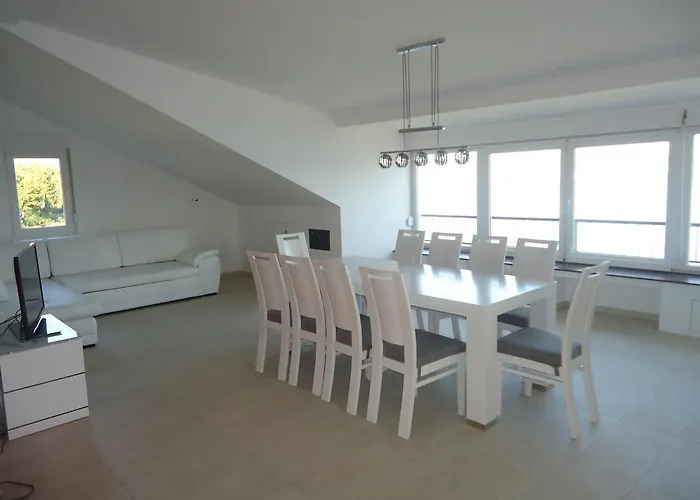 Ferienhaus First Row To The Sea - Ideal For Families - Sea At Your Doorstep - House Sisko Trogir