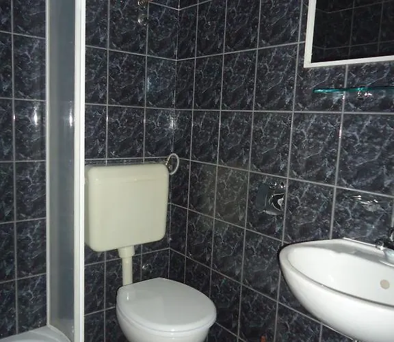 First Row To The Sea - Ideal For Families - Sea At Your Doorstep - House Sisko Trogir